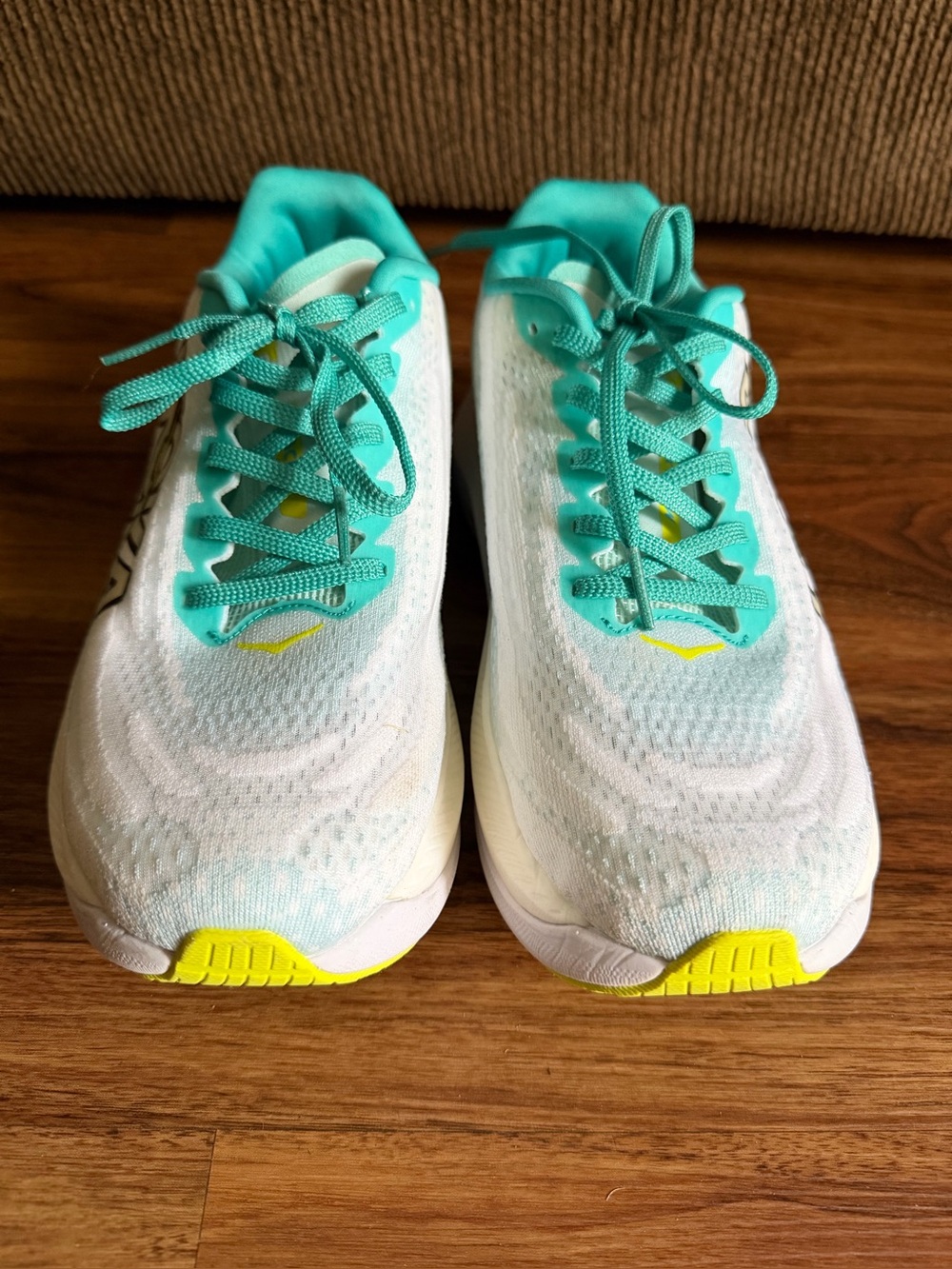Hoka Women’s One One Running Shoes - White with Teal Accents Size 8 runs large - Picture 2 of 9